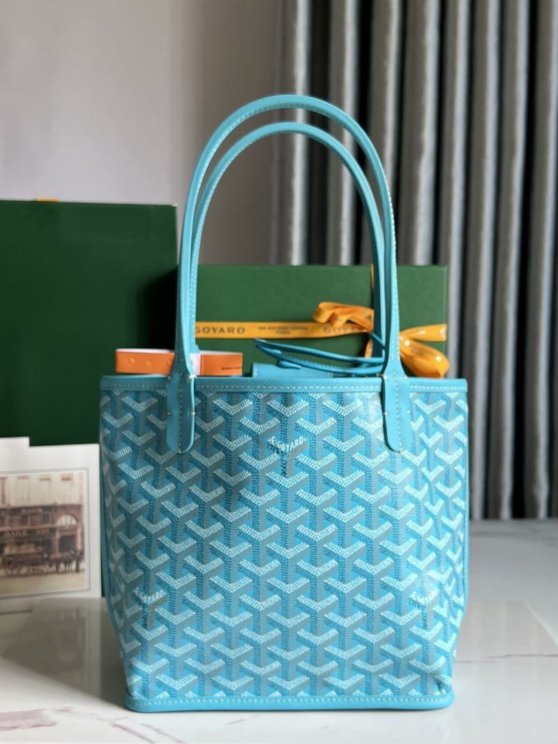 Goyard Shopping Bags